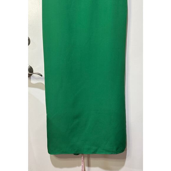 Elegant Green Wedding Dress - Picture 9 of 16